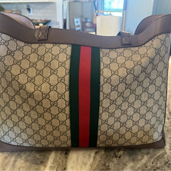 SOLD!!♥️💚Gucci Ophidia Soft Tote Horizontal 💚♥️ - Picture 14 of 16